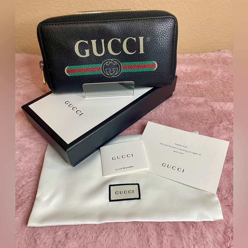 Gucci Zip Leather Long Wallet - Unisex